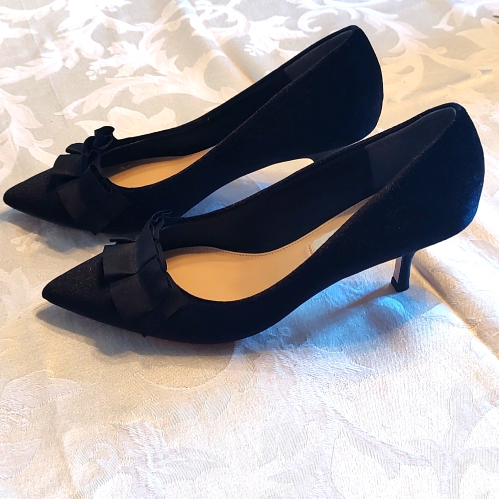 Black Velvet Heels - Picture 2 of 7